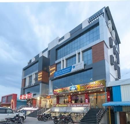 Famous Residency Tiruchirappalli Exterior foto
